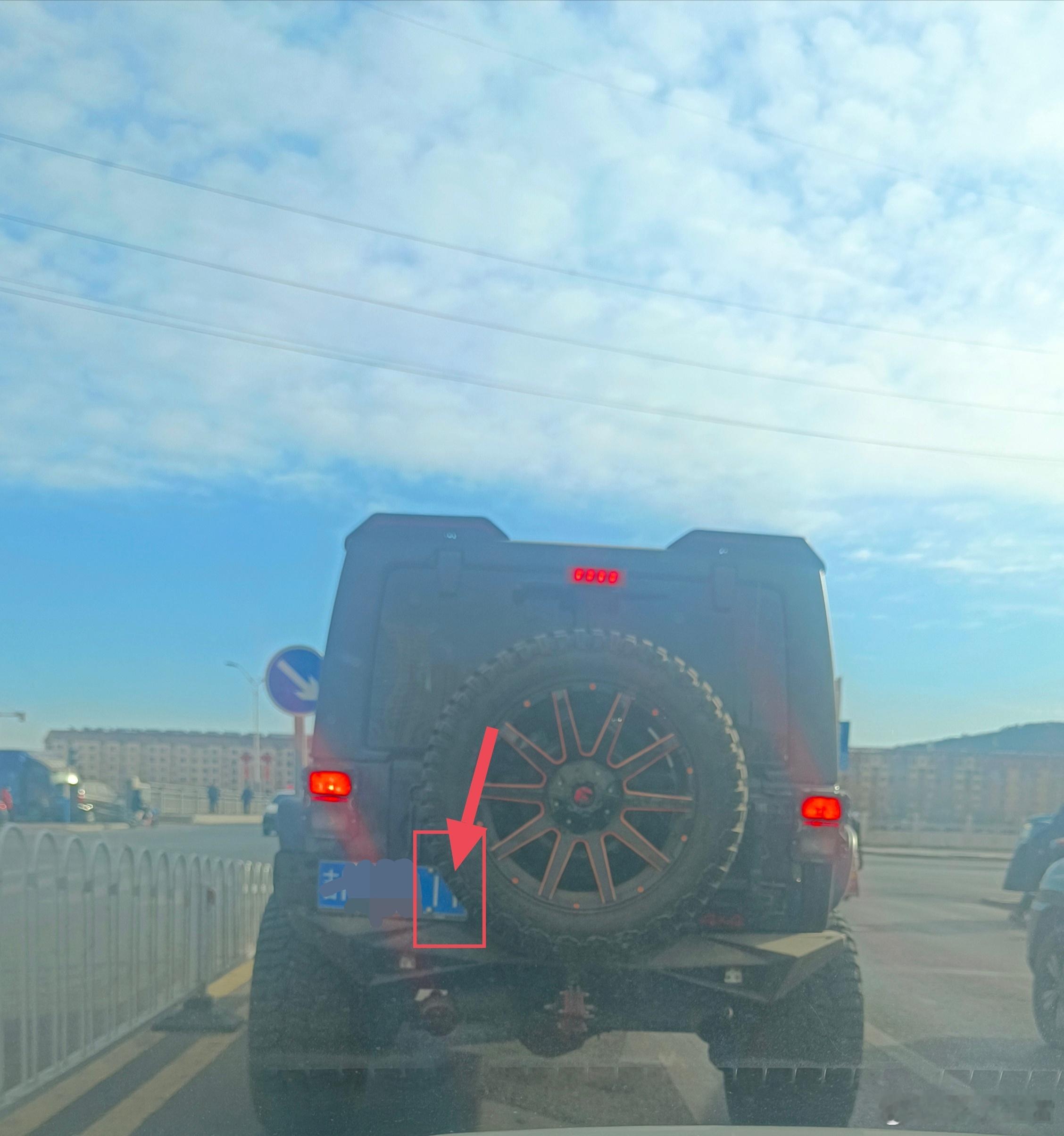 不懂就要问，这种情况算不算“故意遮挡号牌”呢？ 