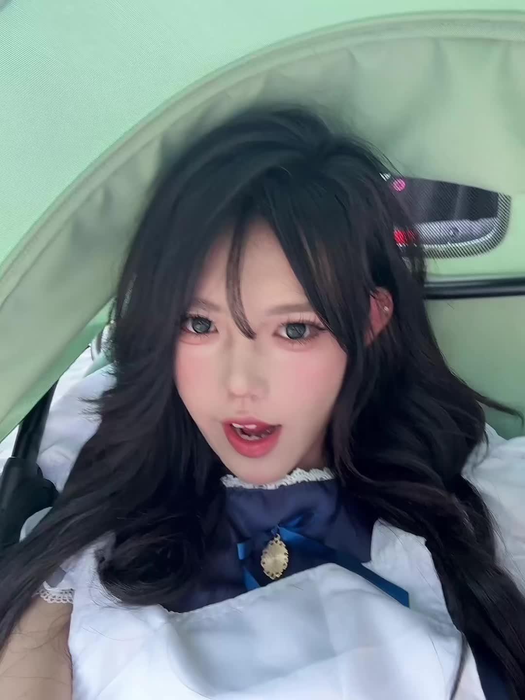 买一份开心 送给总爱哭的你