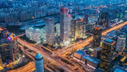 中央办公厅直属的唯一一所本科高校。
北京电子科技学院，在北京市丰台区富丰路7号。