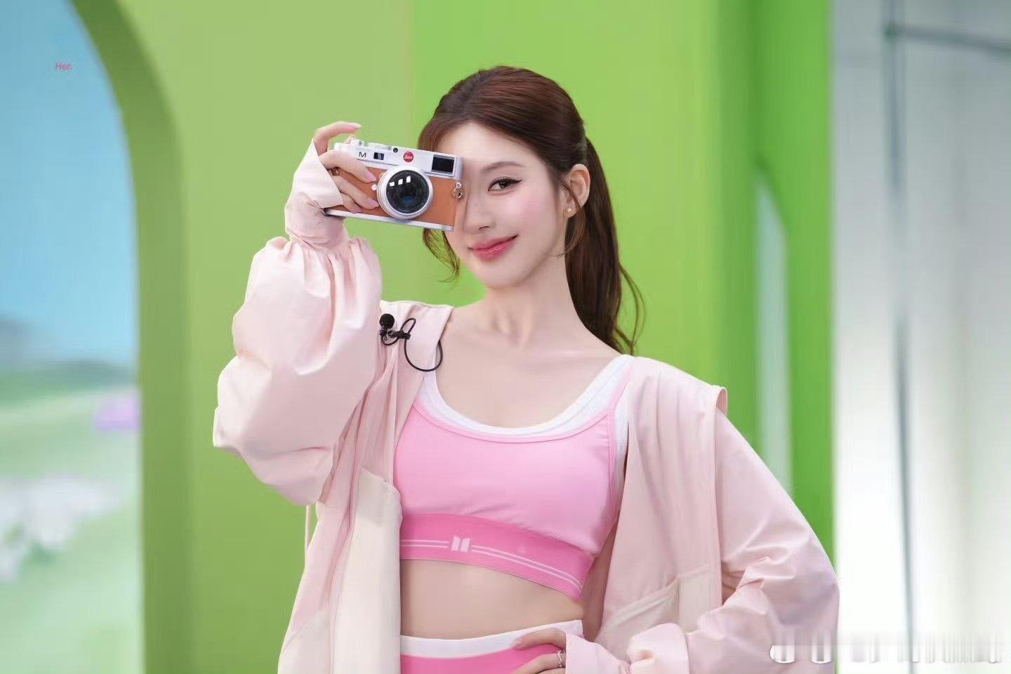 赵露思 泰国曼谷演唱会预售倒计时开始，4月10号11点09正式开票，海外女顶做什