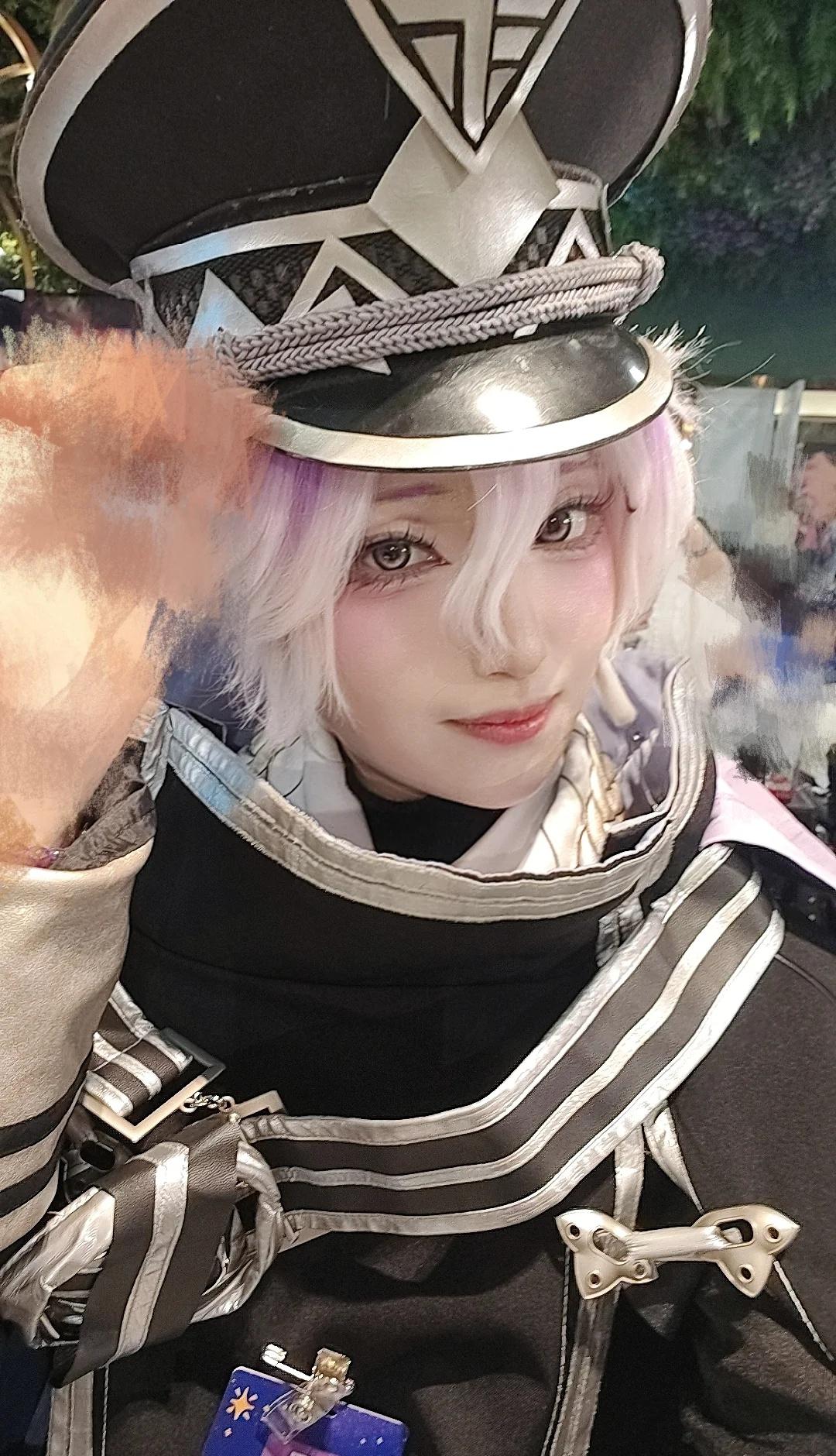 你说得对，但是帽子为什么这么大