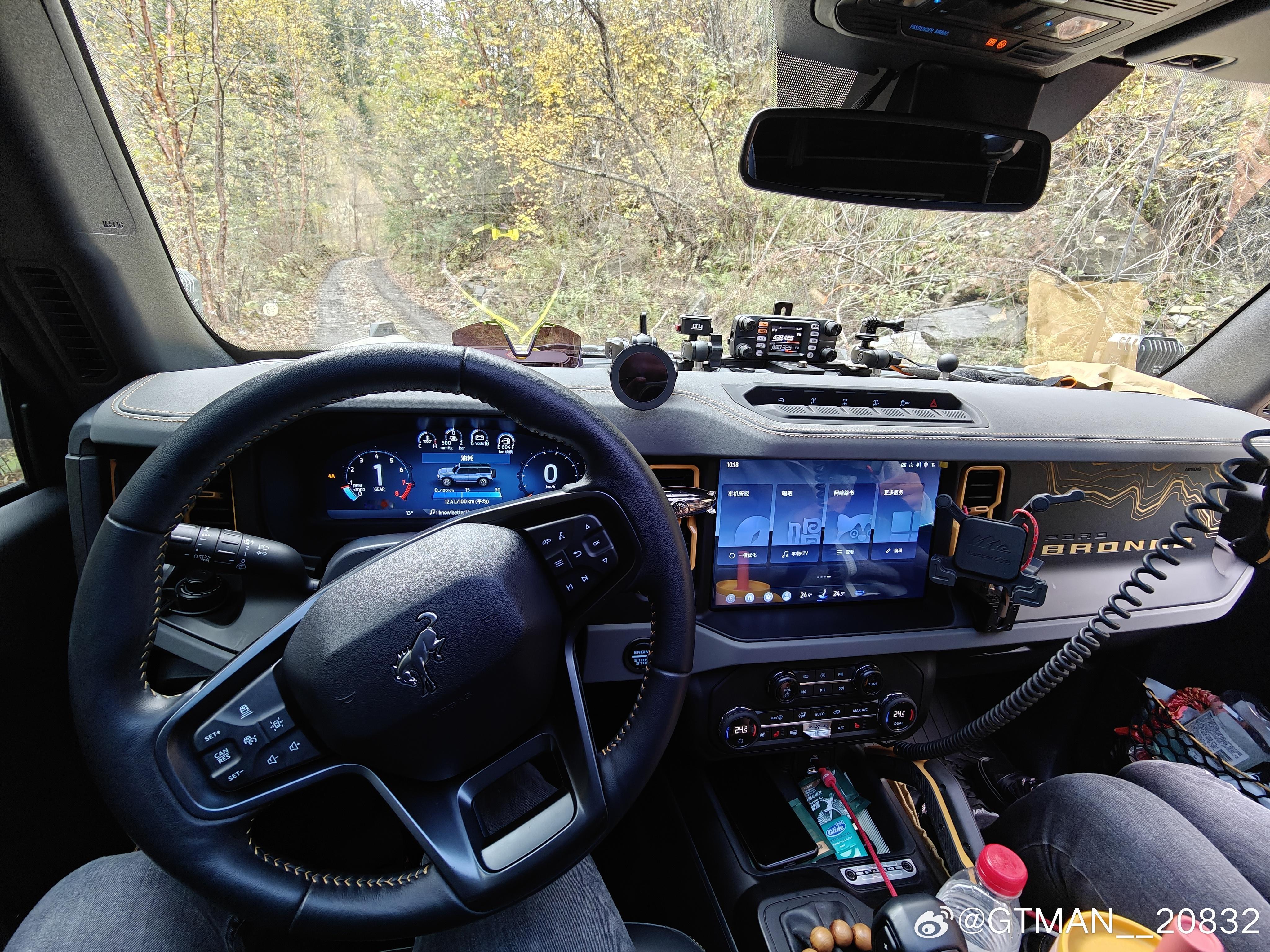 终于有机会深度开开烈马荒地，首先国道上操控是真不错，还得是原厂大脚水平高啊。动力