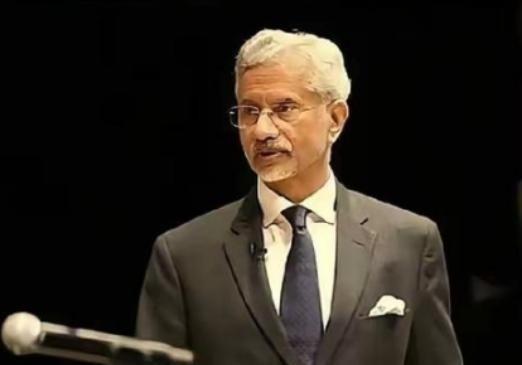 谁能想到，堂堂一个拥核大国外交掌门人，竟敢拿咱们的核心领土当讨价还价的筹码？就在