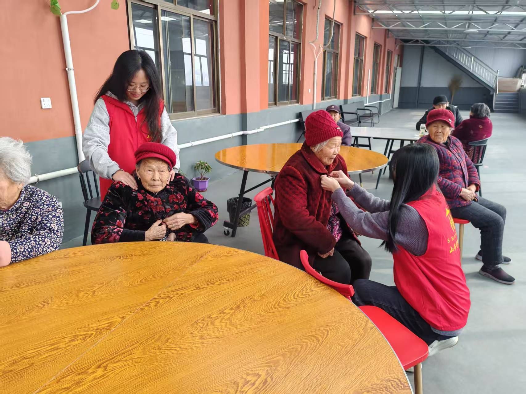 秦岭笑谈大学生社会实践寒假社会实践山东学子寒假在行动【曲园青春传科普 问卷把脉护