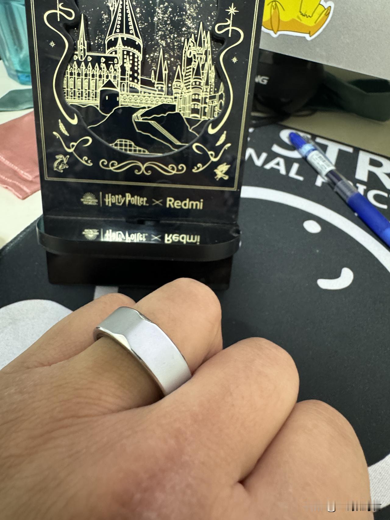 荣耀送的礼物科技感好强呀！主打的就是一个好用！！