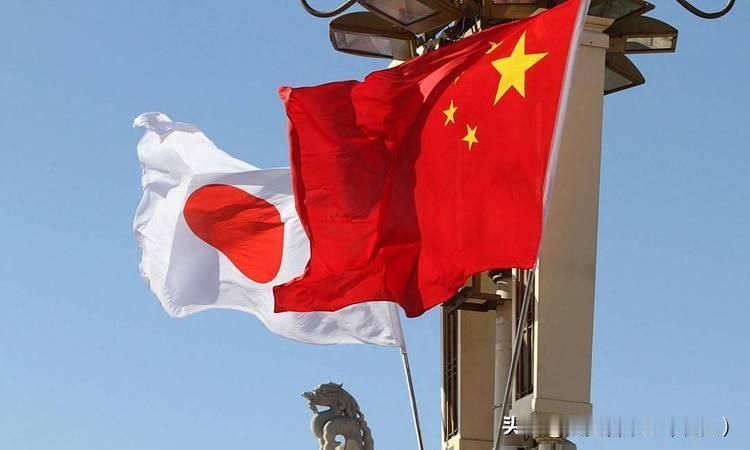 打破几十年惯例，中国正式改了称呼！
对日底线全面收紧，还原真相

中方改称战犯神