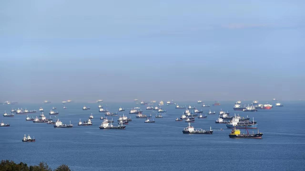 据美国有线电视新闻网报道，参谋长联席会议主席表示，美军将在中东以外的地区，包括印