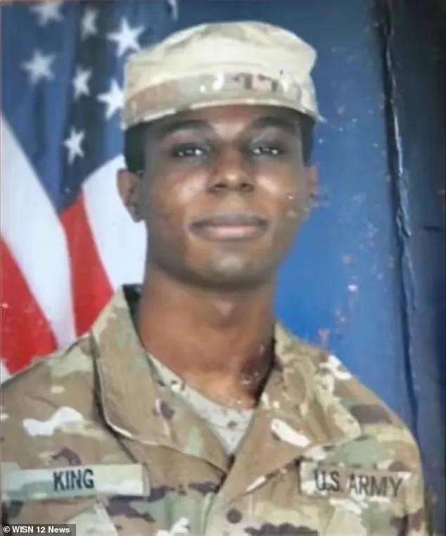 美国士兵越界朝鲜，立马被逮捕！这应该是美国演的一场戏！这是美国想和朝鲜谈谈的借口