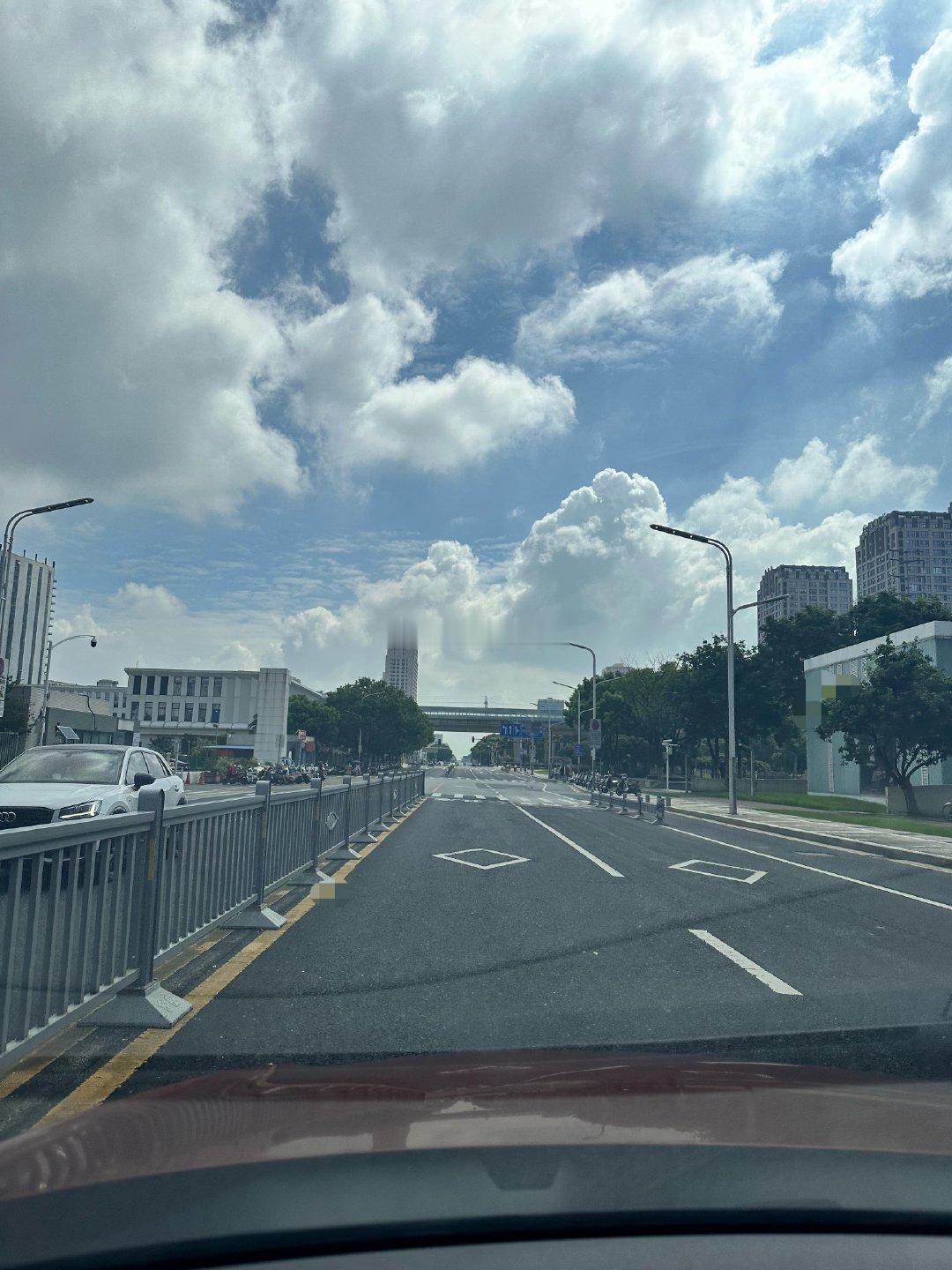 燃烧的陀螺仪  早安
