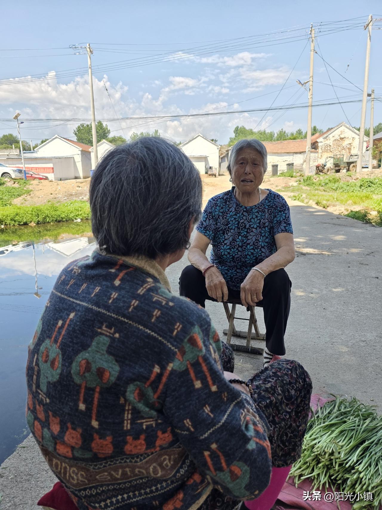 86岁婶子的眼泪前几天刚干，今天上午又涌出来了……

10天前，86岁婶子的84