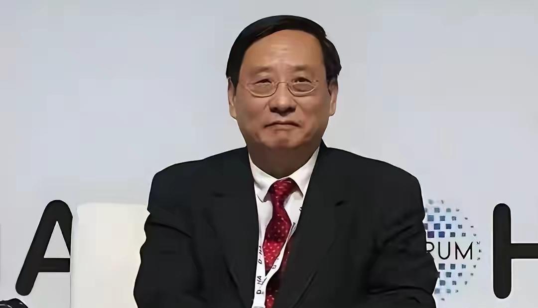 我举双手赞成高志凯先生的观点！咱们中国的每一分钱，都是老百姓拼尽全力挣来的血汗钱