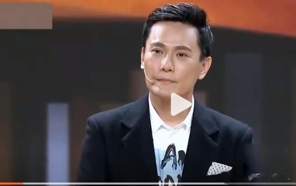 【十八线小主持嘲笑张信哲过气歌手？ 苏州用数据啪啪打他的脸！】
有一则让人生气的