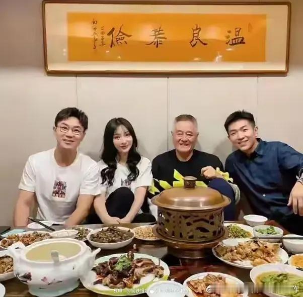 大鹏、柳岩、本山、申奥 