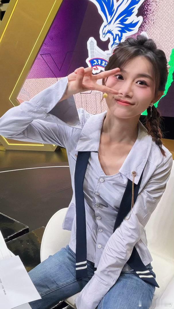 解说预告🎙️周四19:30 U17女足亚洲杯 中国女足vs朝鲜女足周五19:3
