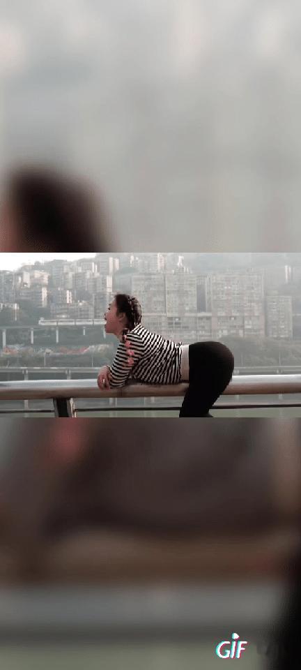 张口闭口要把火车吃了