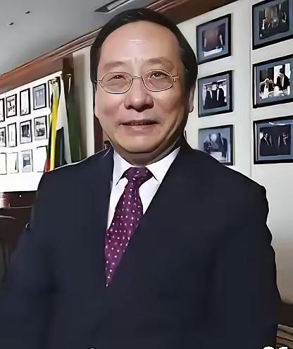 真的要为高志凯教授鼓掌！在一档电视节目里，美国学者又开始大放厥词，说什么“台湾人