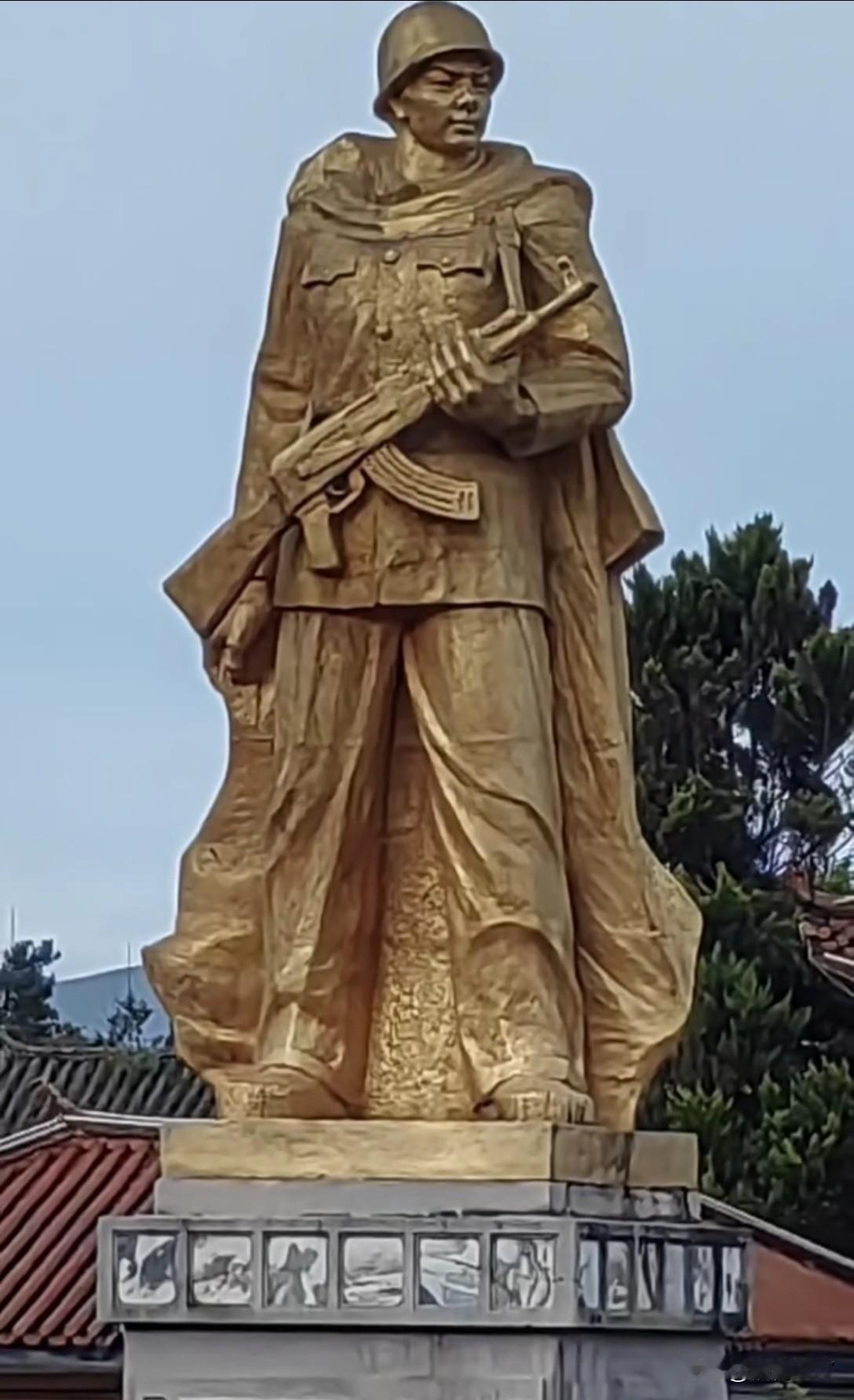 去了趟大理，感觉大理古城现在很适合去旅游。洱海治理得很不错了，周边的空气质量也非