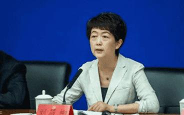 省泸州市委书记调整
泸州市的领导层近日迎来了重大调整，这一消息在市民中引起了广泛