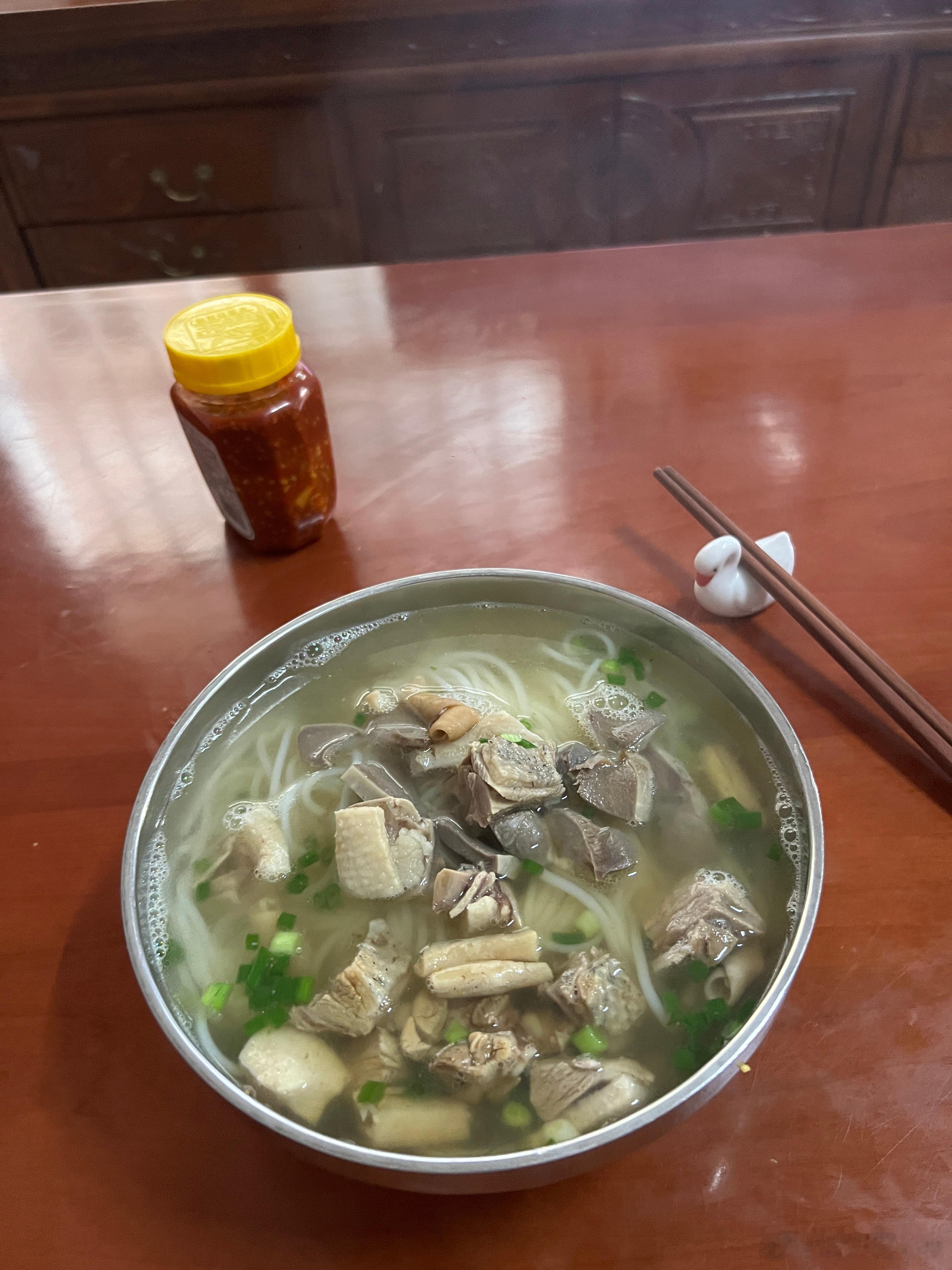 早餐 鸭肉粉 ​​​