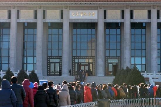 ＃毛主席纪念堂免费参观?
     毛主席纪念堂是全国爱国主义教育示范基地，位于