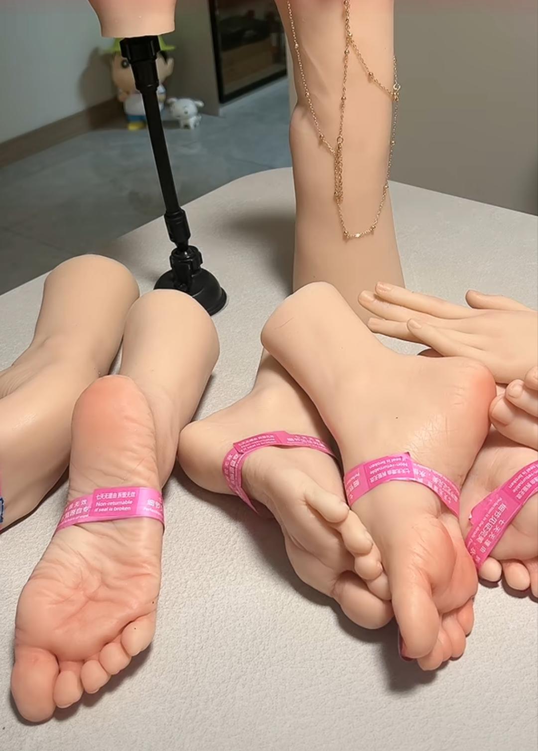 这模型都卖给谁了？还挺贵一个呢！