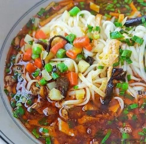 千年一味，西府留香！西安艳阳天西府饭店保留了近200个地道西府小吃西安美食记忆2