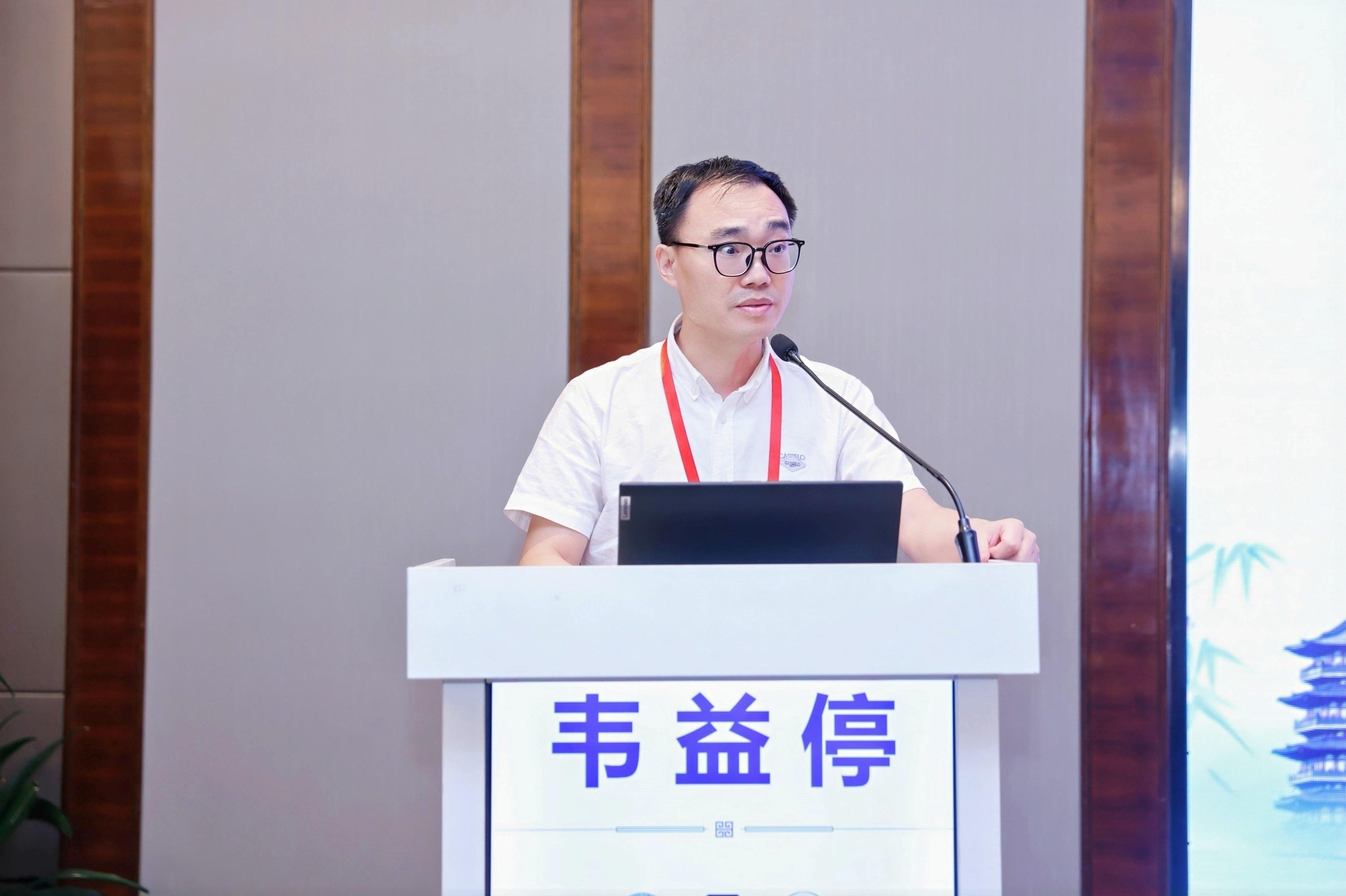周末充电，游刃有余 四五十岁的年龄，本来应该从从容容，游刃有余。现实却...