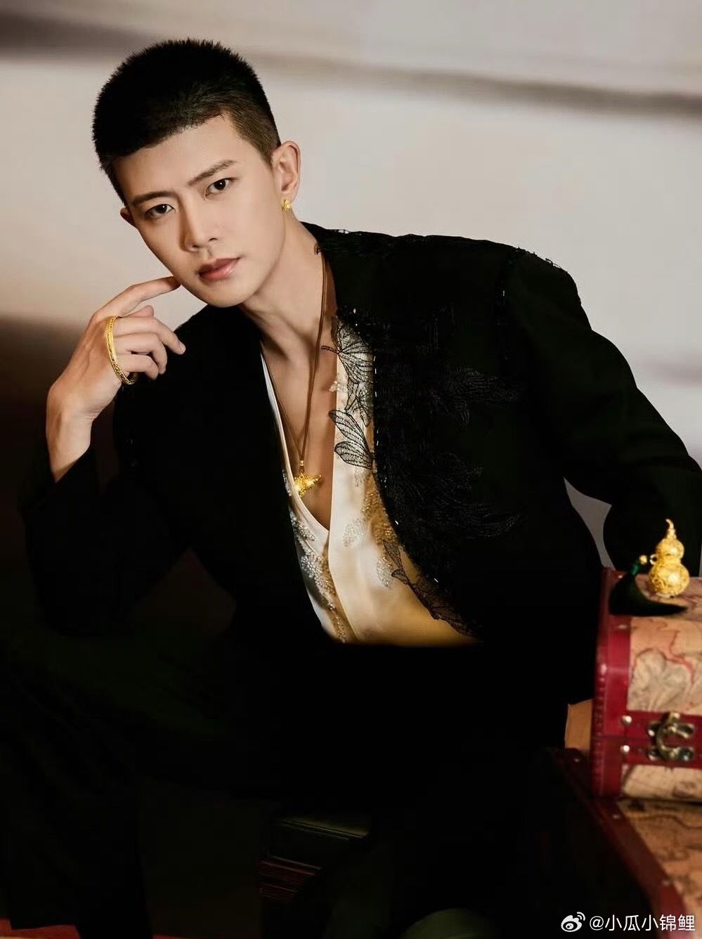 [哈哈][哈哈]任嘉伦来啦 ​​​