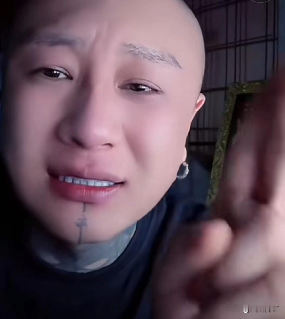 方丈明确表态拒绝李舒克重返丈门！

               正如天佑所说方