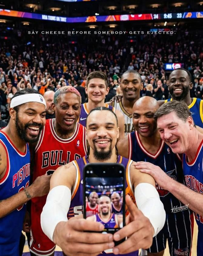 篮天下 来！大家伙合个照！Image via  NBAMemes 梁王组合夺冠王