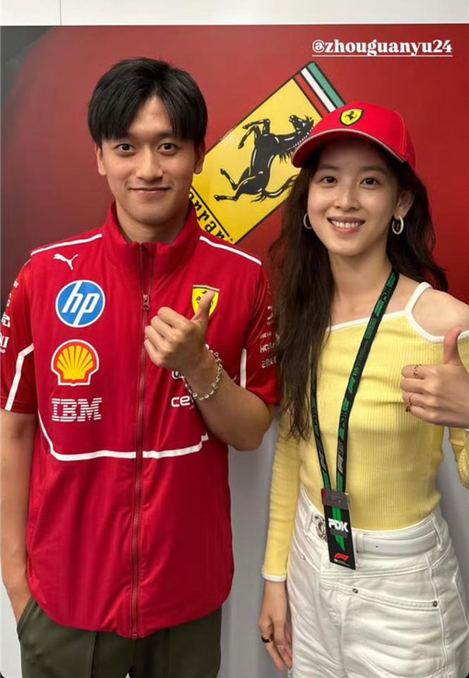 章泽天惊现F1大奖赛！网友：又是羡慕她的生活状态的一天！据悉，2025世界一级方