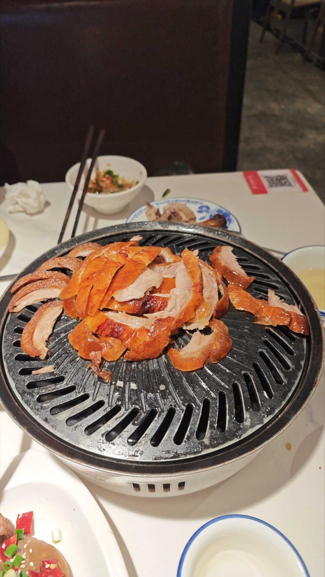 杨国福回应1斤豆芽卖28元现在出门吃饭真的吃不起，尤其是堂食点菜，动不动就遇到刺