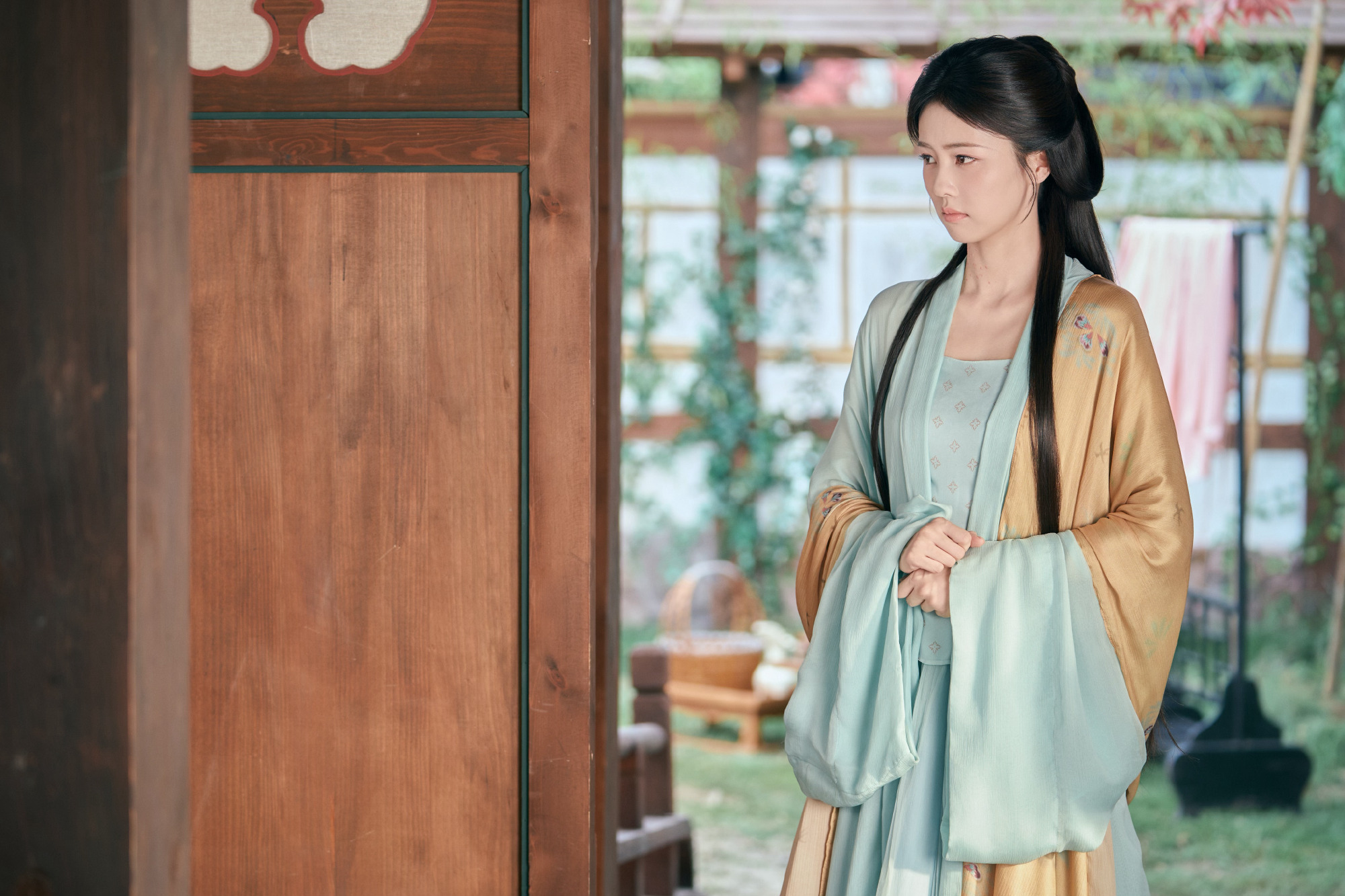 白鹿莫离🍐白鹿叶璃 【官方】《莫离》白鹿相关海报2⃣️7⃣️饰演叶璃 2026