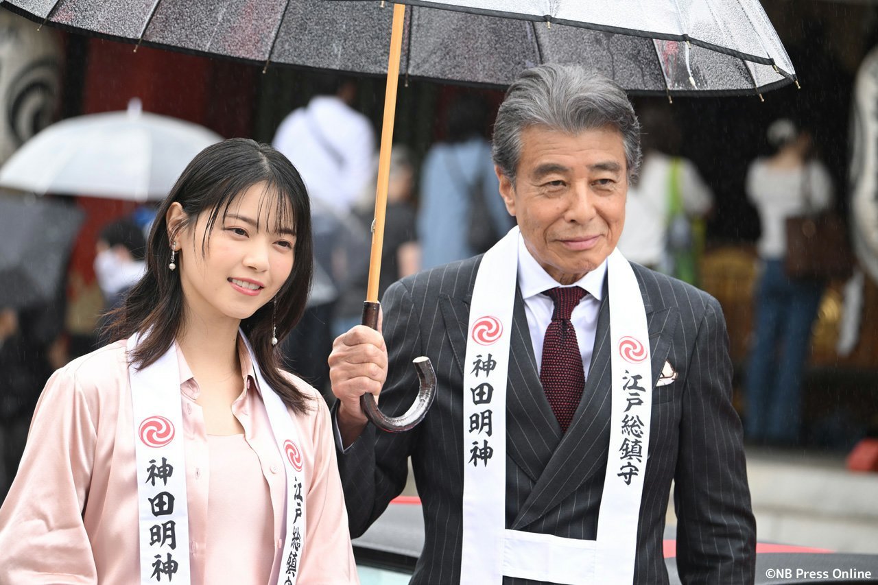 日娱新闻西野七瀬 2026年6月8日，在东京神田明神举办了电影《免许返纳!?》的