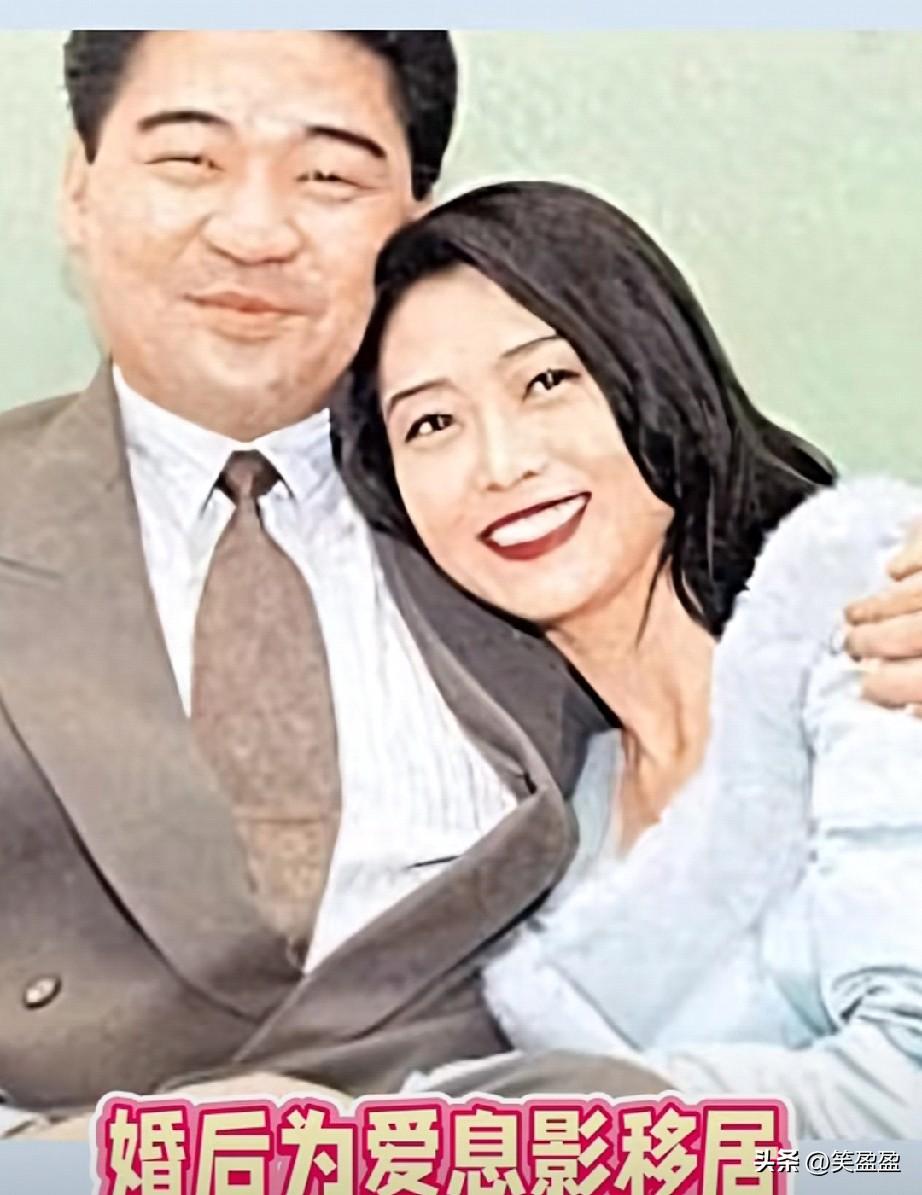 “香港一代女神”叶玉卿与富商丈夫胡兆明相识于一场朋友聚会，两人一见钟情，彼时正值