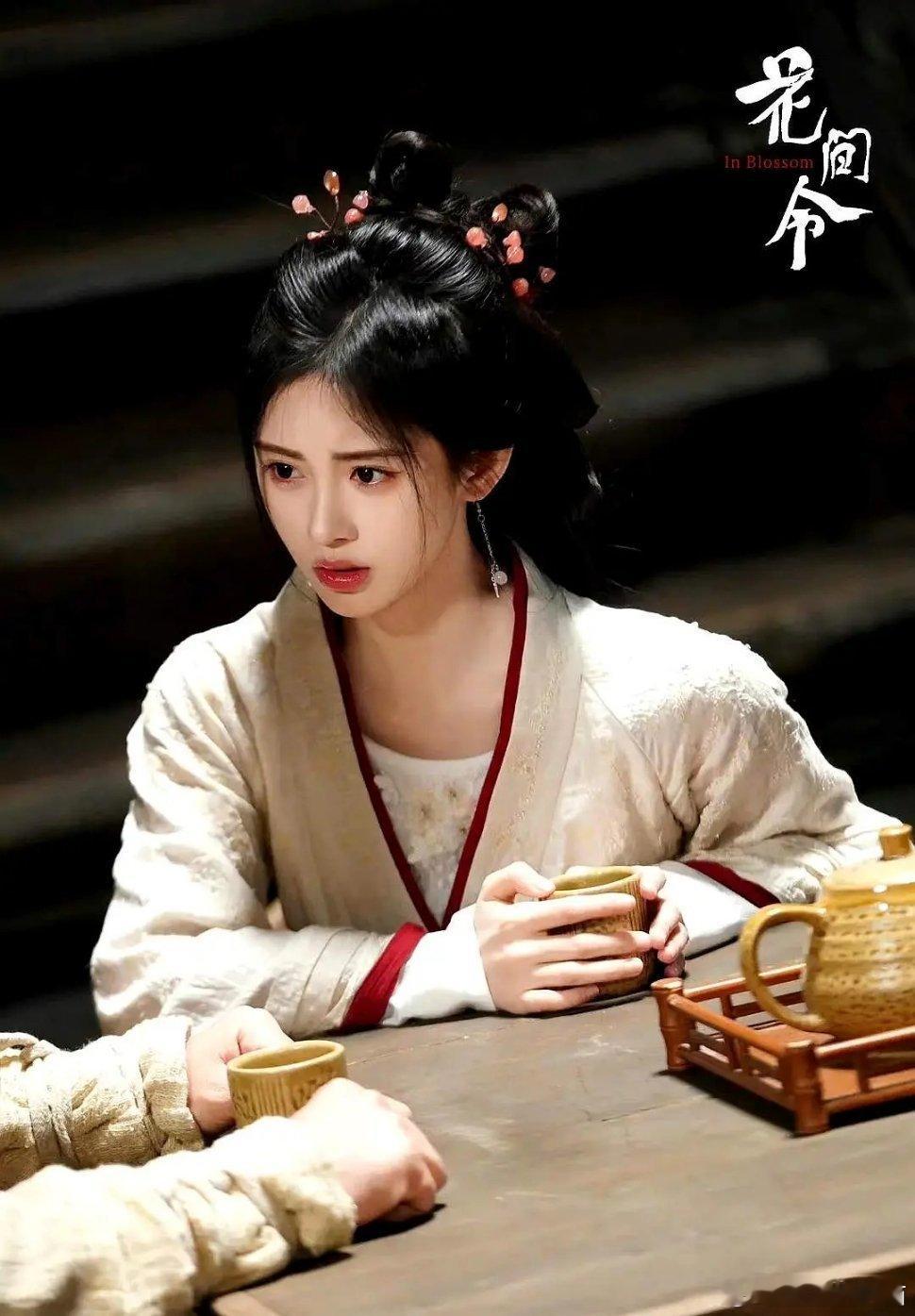 鞠婧祎独美感太强了，很难有能压住她的男主 ​​​