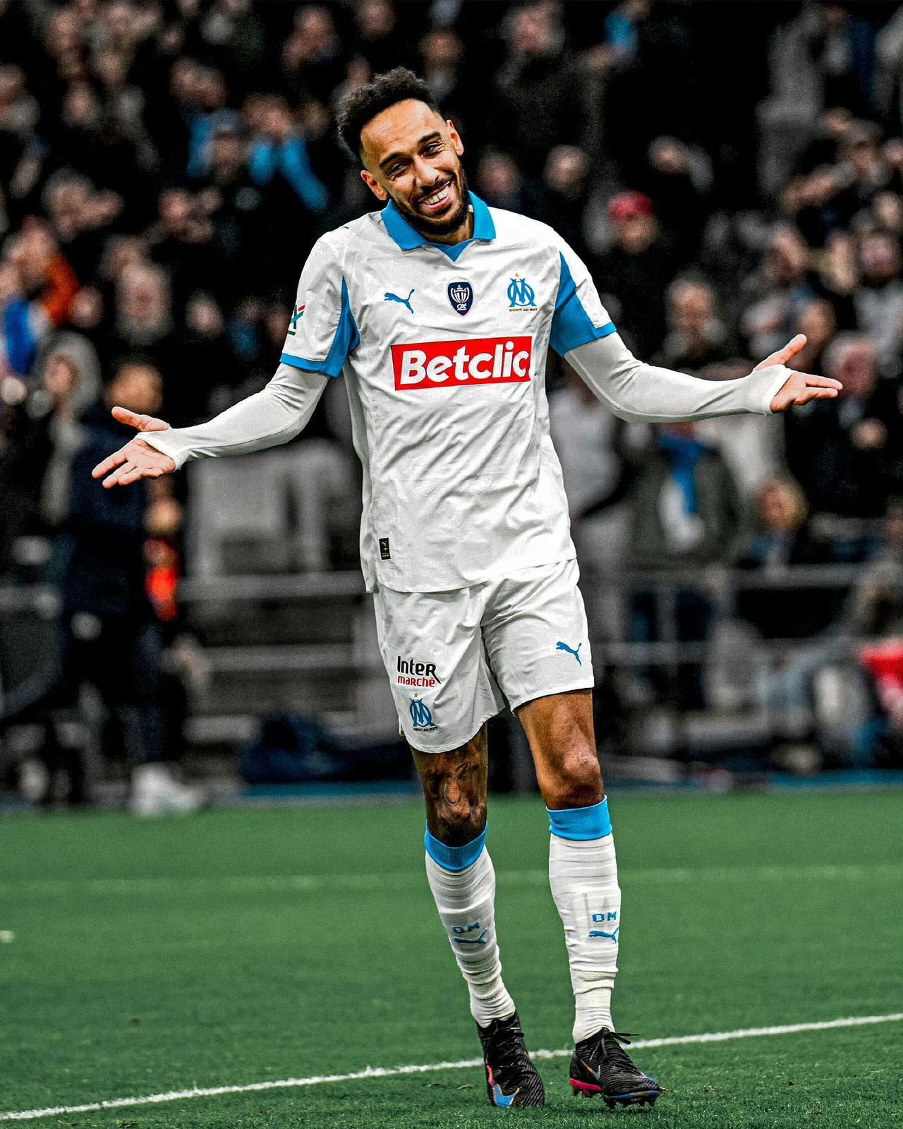 2025/26赛季法甲第24轮，马赛3:2逆转里昂，36岁的奥巴梅扬在常规时间最