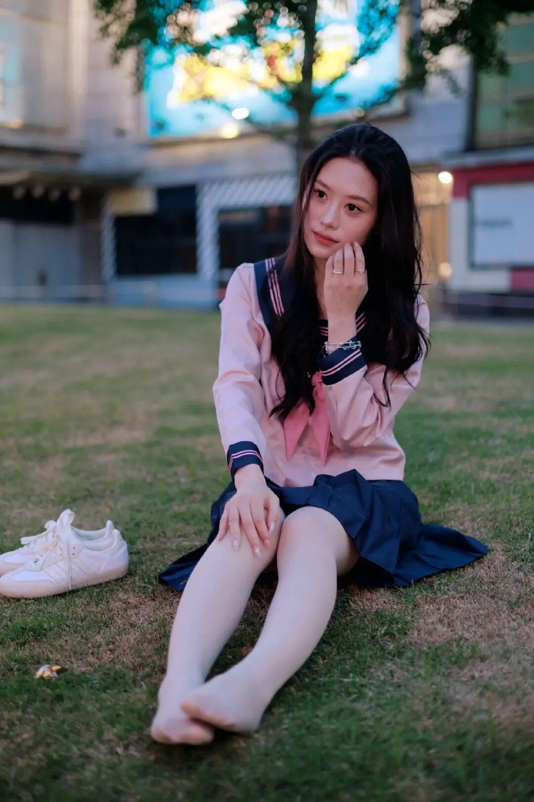 白丝学院风气质美女～