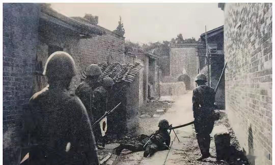 日寇暴行:延庆县大柏老惨案

1940年8月初，延庆县的汉奸伪警察逼问大柏老村村