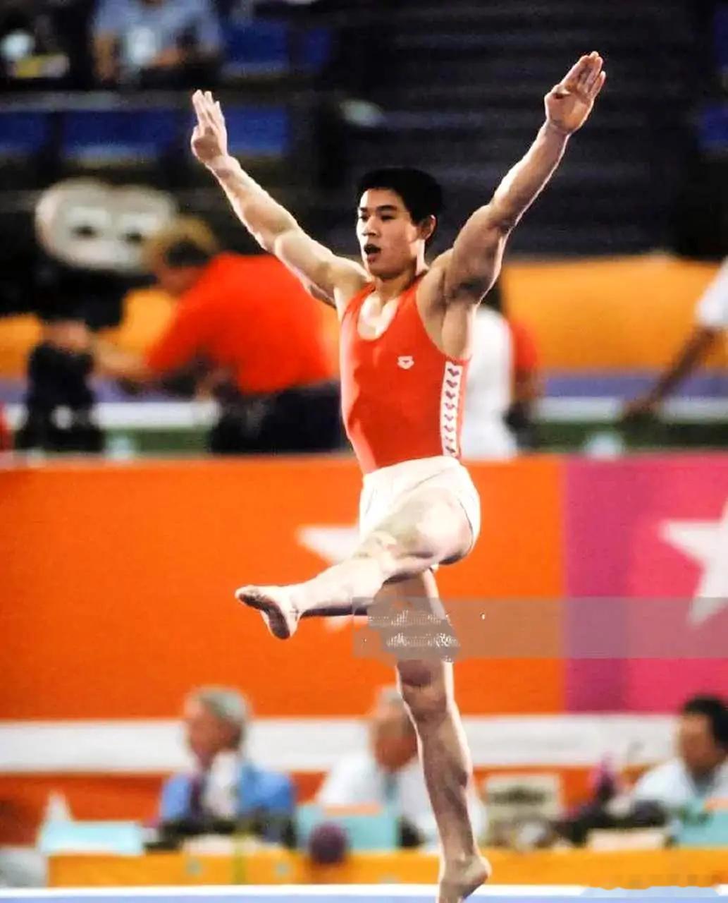 李宁运动生涯成绩奥运会（3金2银1铜）1984年洛杉矶奥运会男子自由体操金牌19