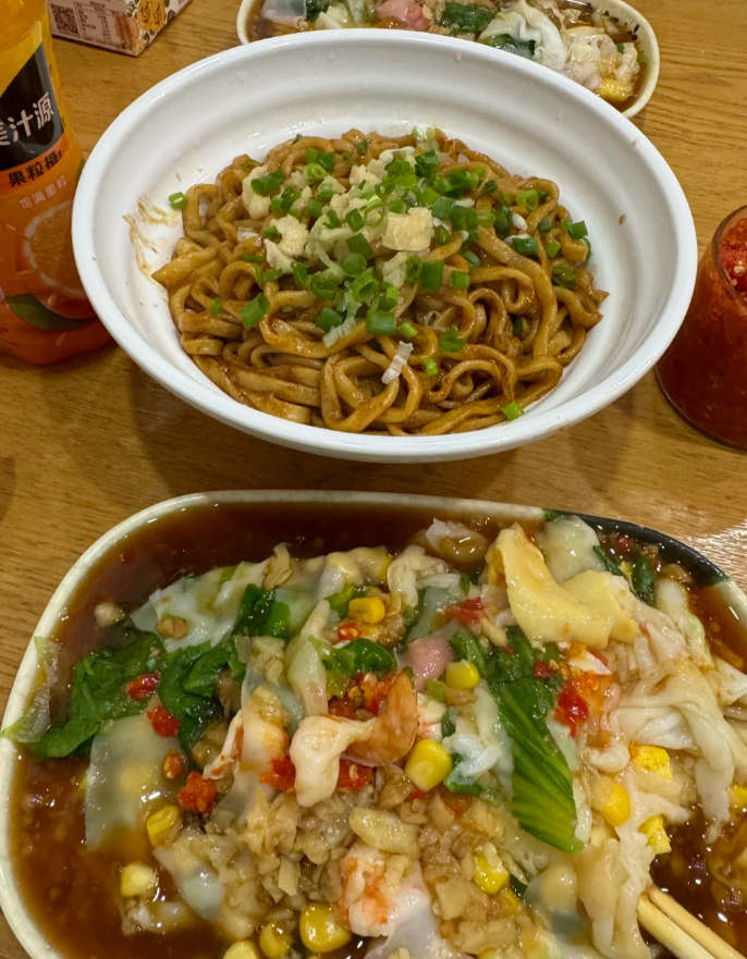 享受周末享受早餐 