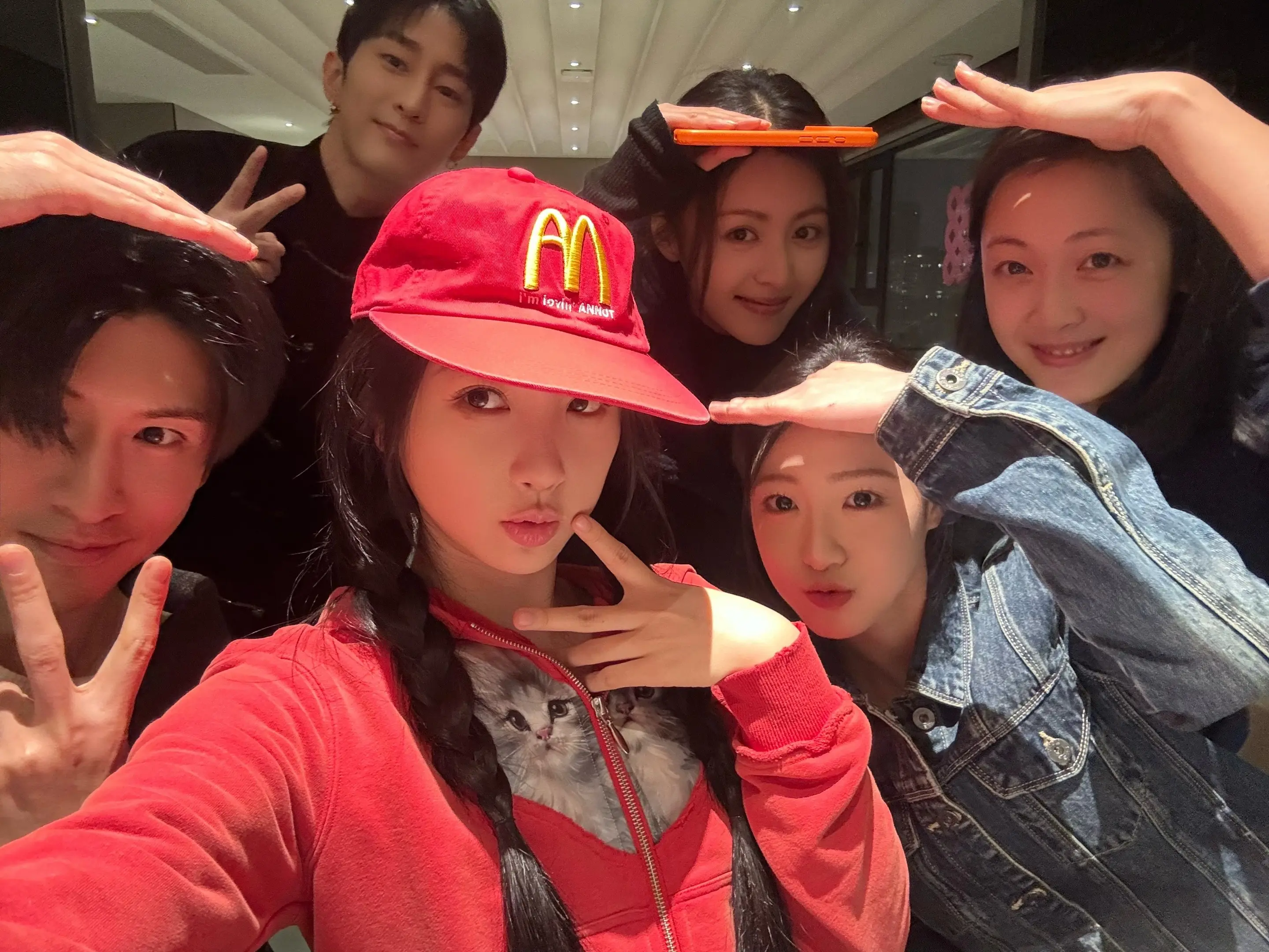 单看几张图就感觉到了幸福🥰群像的魅力。