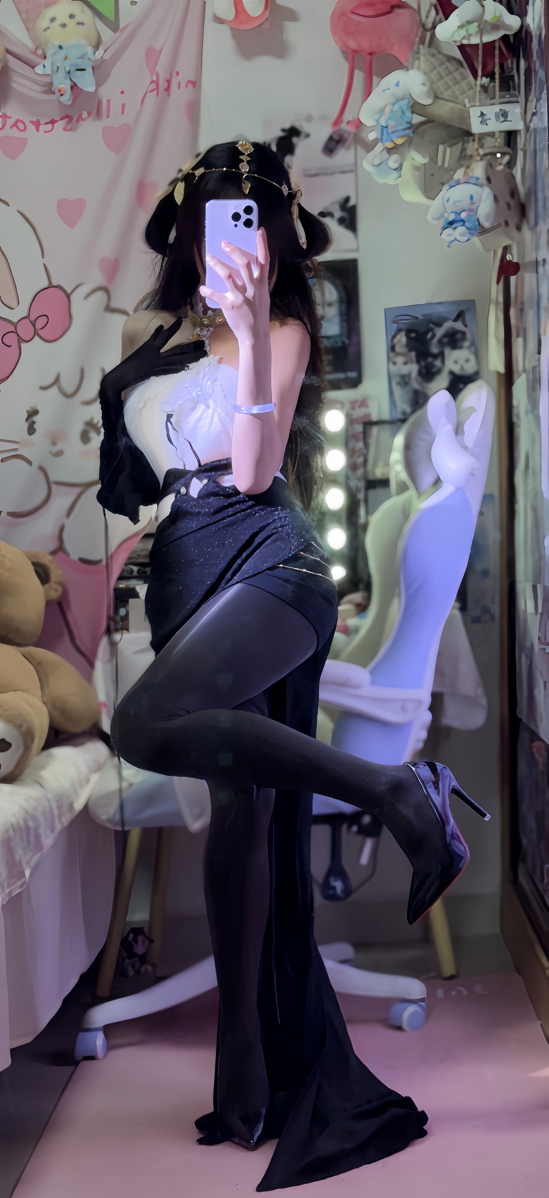 这套礼服喜欢吗？