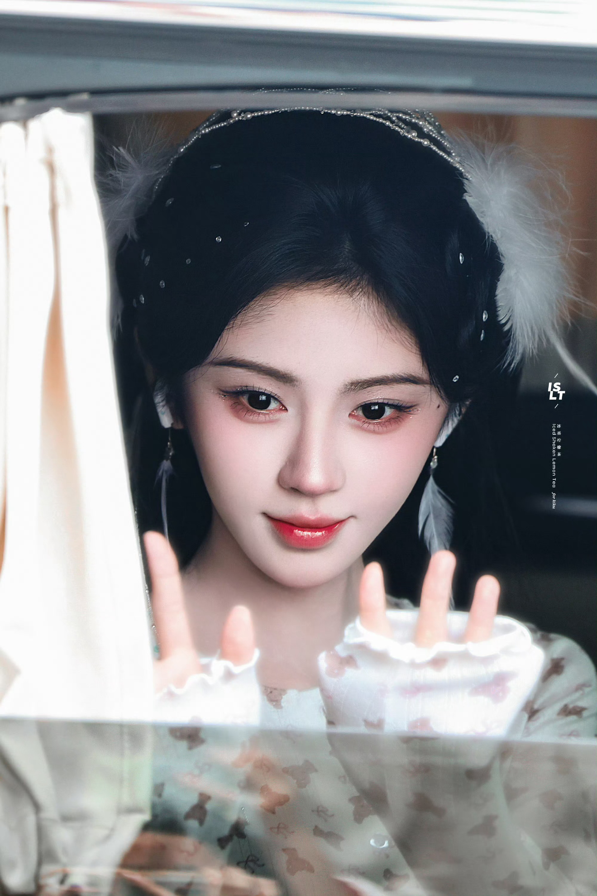 2026.7.8上班（出妆）鞠婧祎*苏绿夏《万花世界》ty鞠婧祎苏绿夏鞠婧祎万花