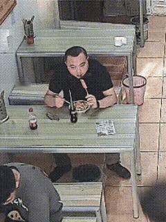 至少还给你留半根肠[我想静静]