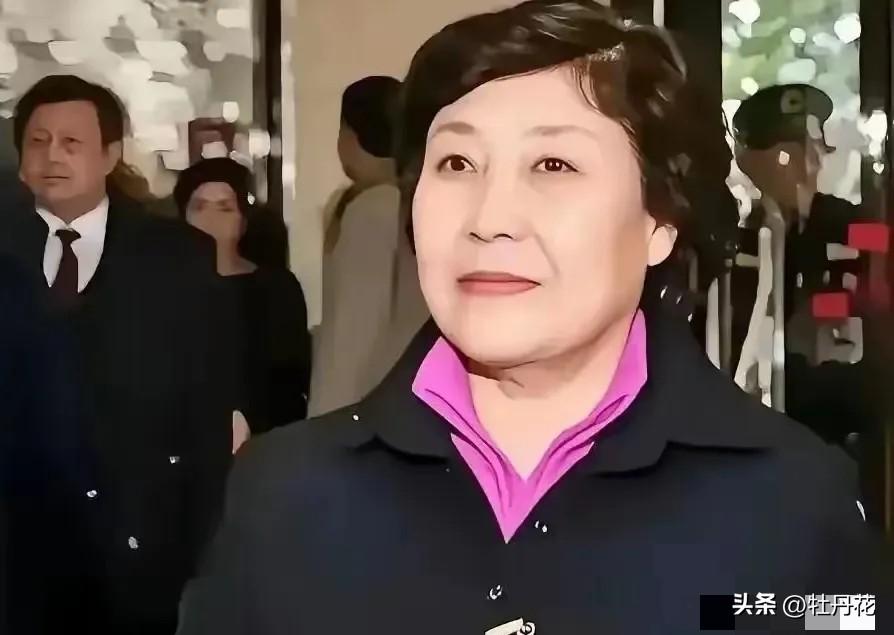 郭凤莲那句话到底说错了没有
上面有句话讲得好：咱们的目标说到底，就是让老百姓过上