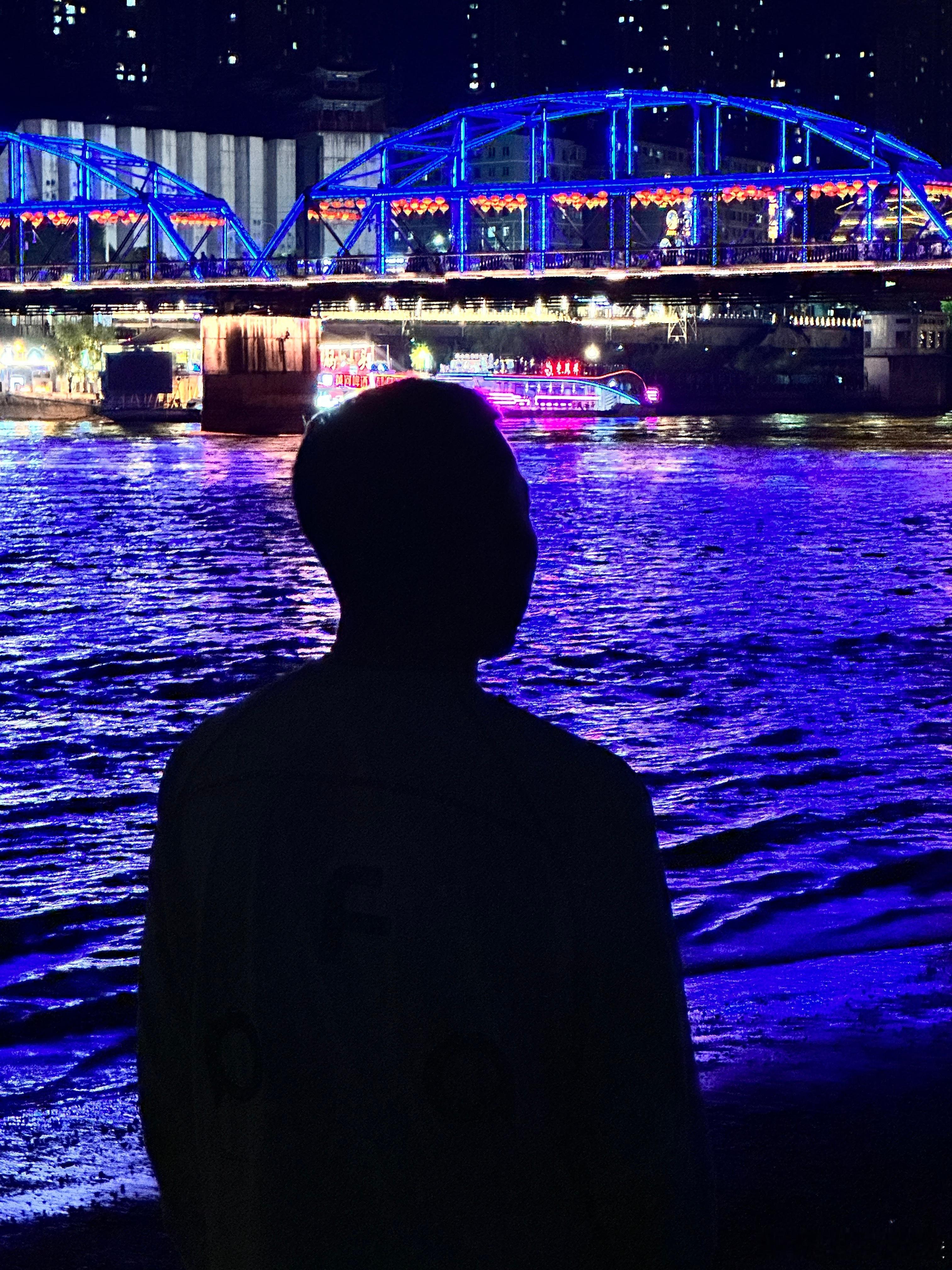 克服自己，克服时代，或是克服自身天性中的局限。好梦~~~ ​​​