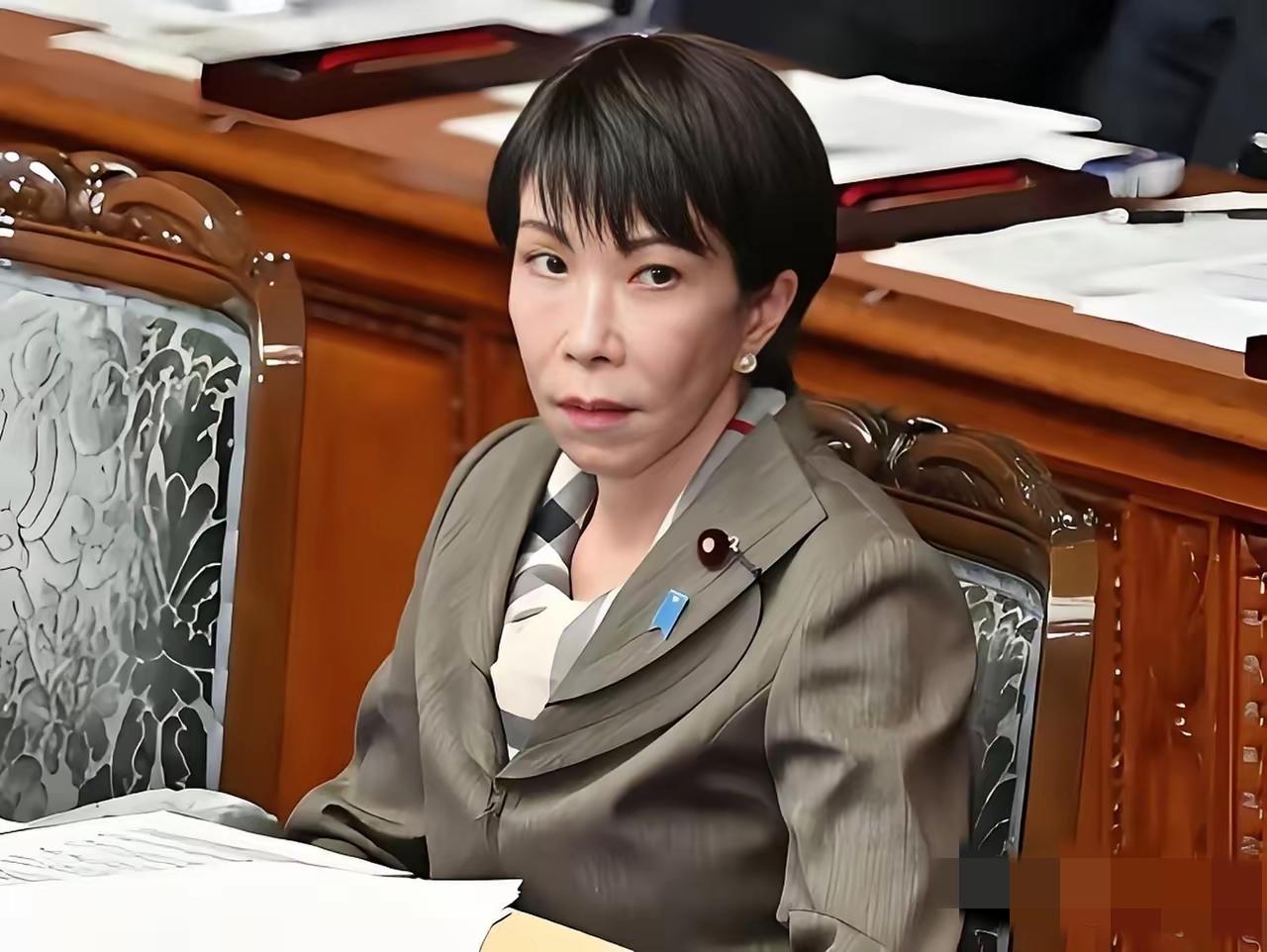 不再伪装！法媒一语道破日本底牌：这艘闯入台海的军舰，就是冲着中国来的！法媒报道，