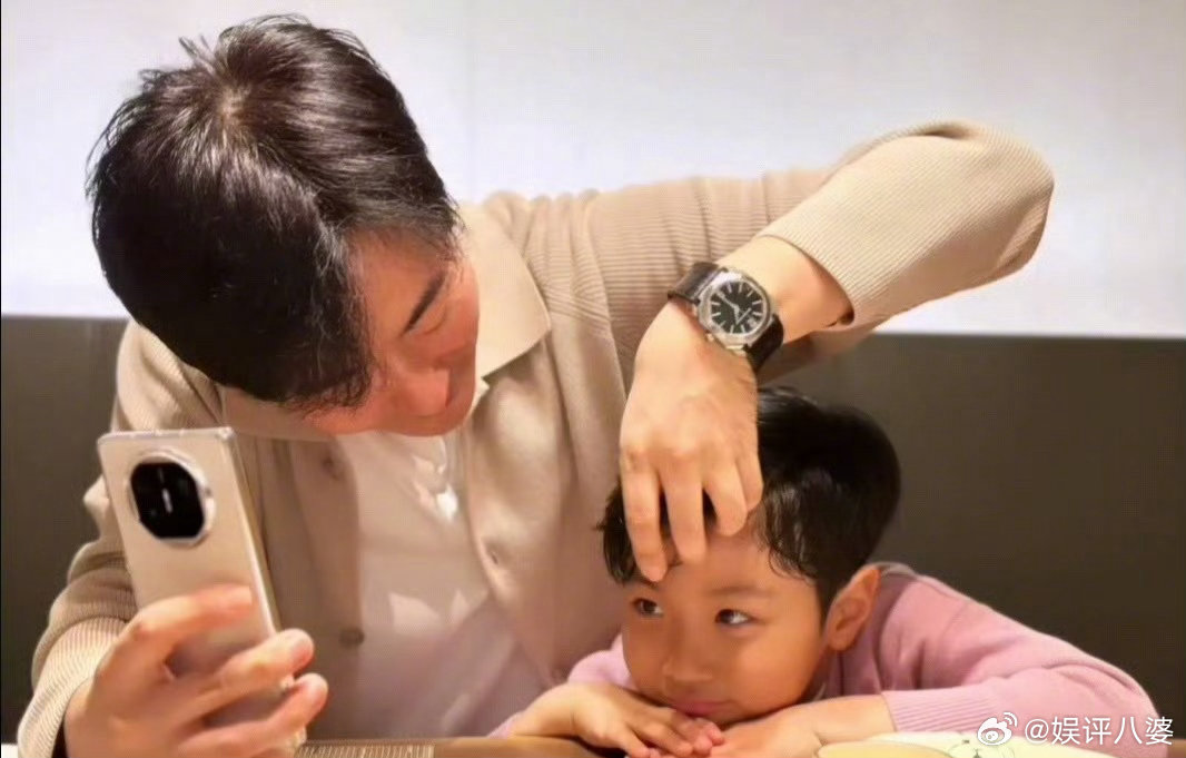 高梓淇回应和前妻关系 高梓淇这句“更像朋友”真的太通透了！曾经爱过，分开后也能坦