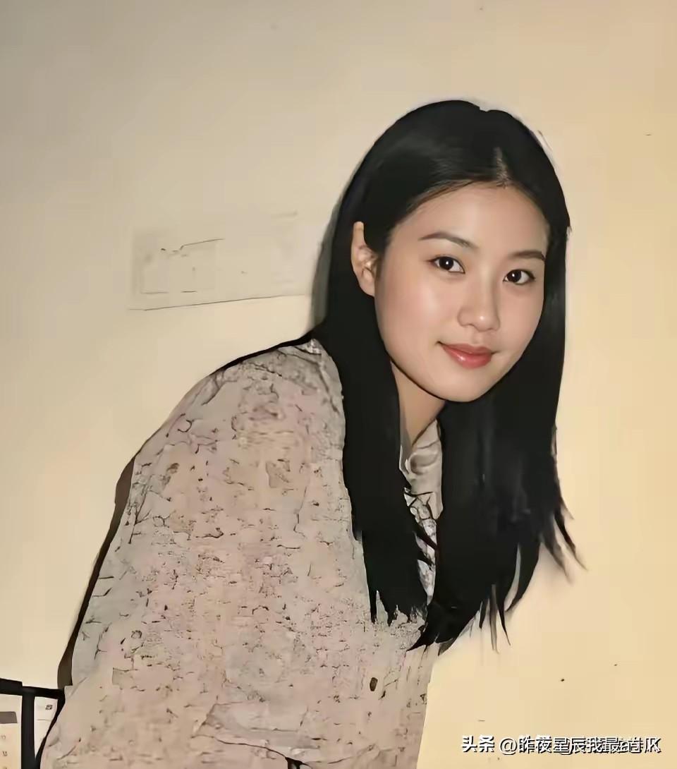 其中必有真爱成份做骨架支撑着！感情之事只有双方自己心知肚明！